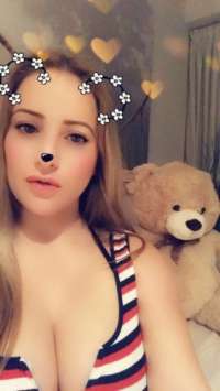Eşsiz Güzelliği ve Tutkulu Kişiliği ile Latin Escort