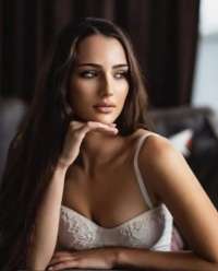 Gizli Bir Mutluluk Arayan Suriyeli Escort