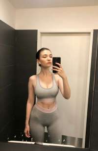 İranlı Escort Efsanesi: Delal'in Sihirli Gücü