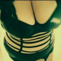 İranlı Escort: Sihirli Değnek Dokunuşlu Zarif Kaşar