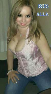 Kapıyı Açan İranlı Güzel - İranlı Escort Helin