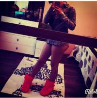 Latin Escort'daki Büyüleyici ve Yaramaz Kız